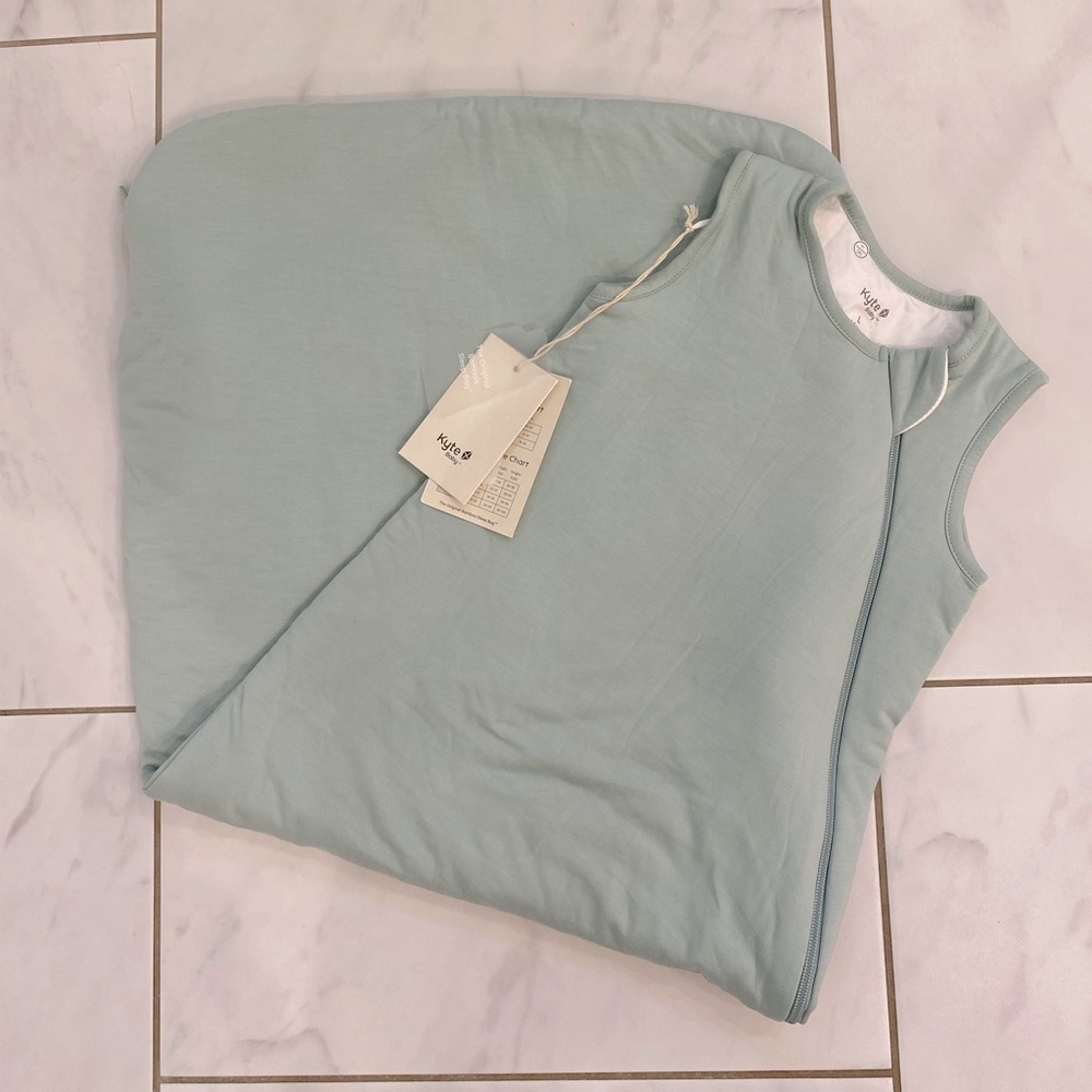 NWT Kyte Sage Sleep Bag